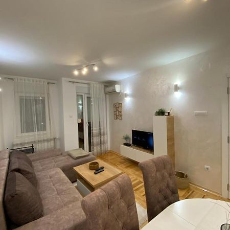 Sleepover - Holiday Base Novi Sad Ngoại thất bức ảnh