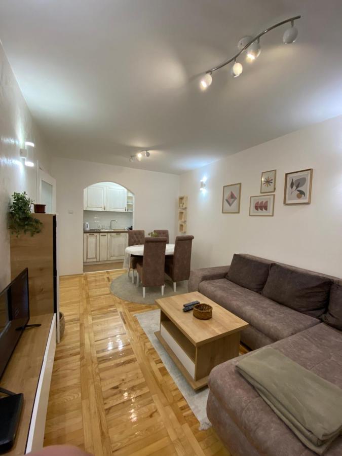 Sleepover - Holiday Base Novi Sad Ngoại thất bức ảnh