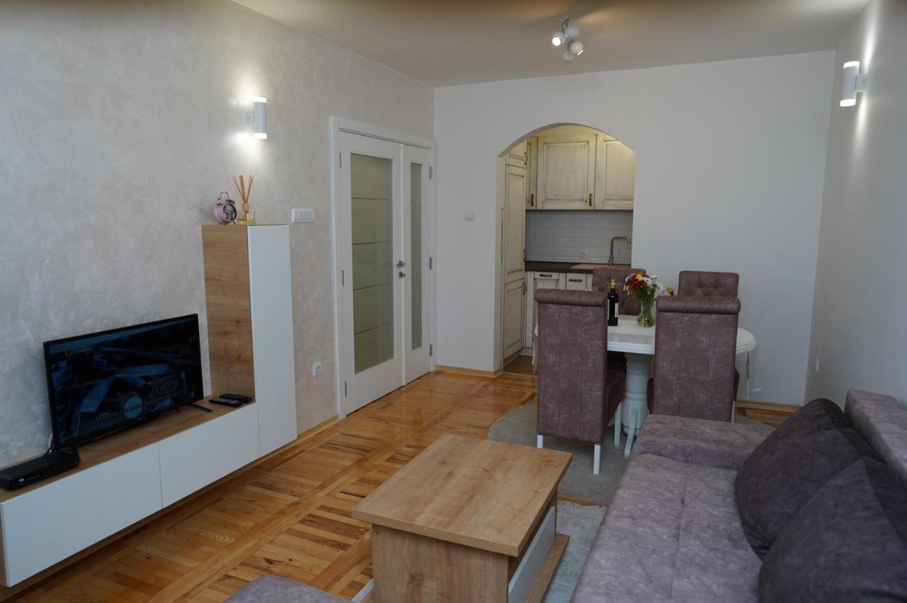 Sleepover - Holiday Base Novi Sad Ngoại thất bức ảnh